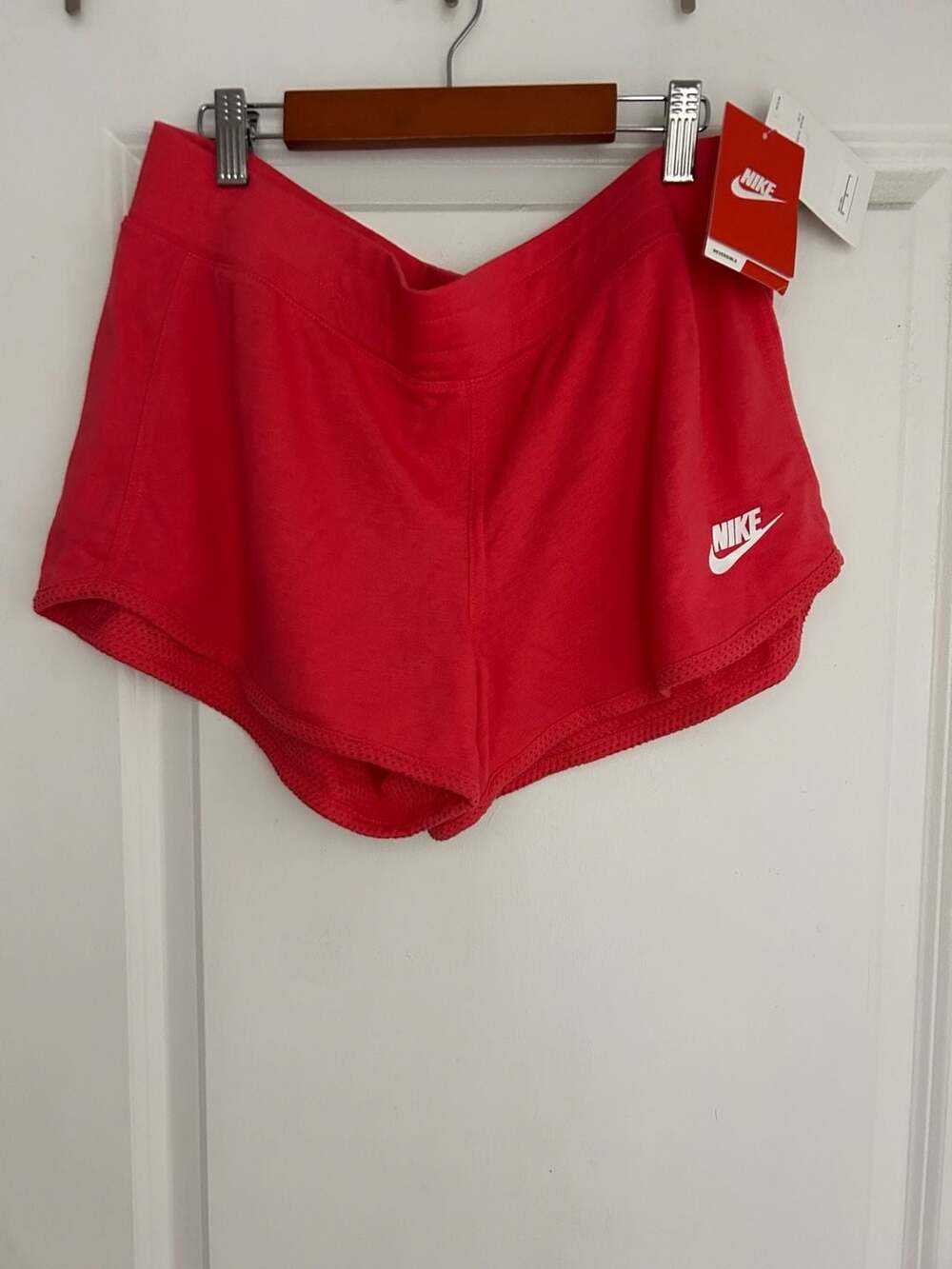 NWT Nike Women's Reversible Mesh Athletic Shorts Size L